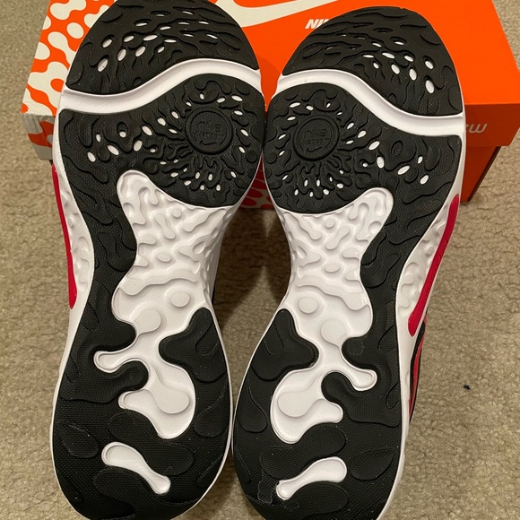 Nike Renew Retaliation 3 Men's Training Shoes brand new size 10 - Picture 7 of 7